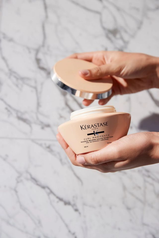 Kerastase Curl Manifesto Masque Beurre Haute Nutrition Kıvırcık Saçlar İçin Maske 200 Ml