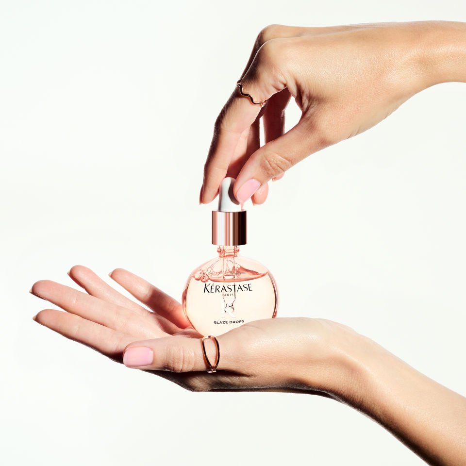 Kerastase Gloss Absolu Glaze Drops Elektriklenmeye Eğilimli Saçlar İçin Saç Bakım Yağı 45 ML