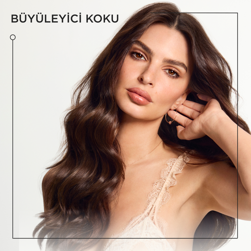 Kerastase Gloss Absolu Insta Glaze Elektriklenmeye Eğilimli Saçlar İçin Parlaklık Veren Saç Bakım Kremi 250 ML