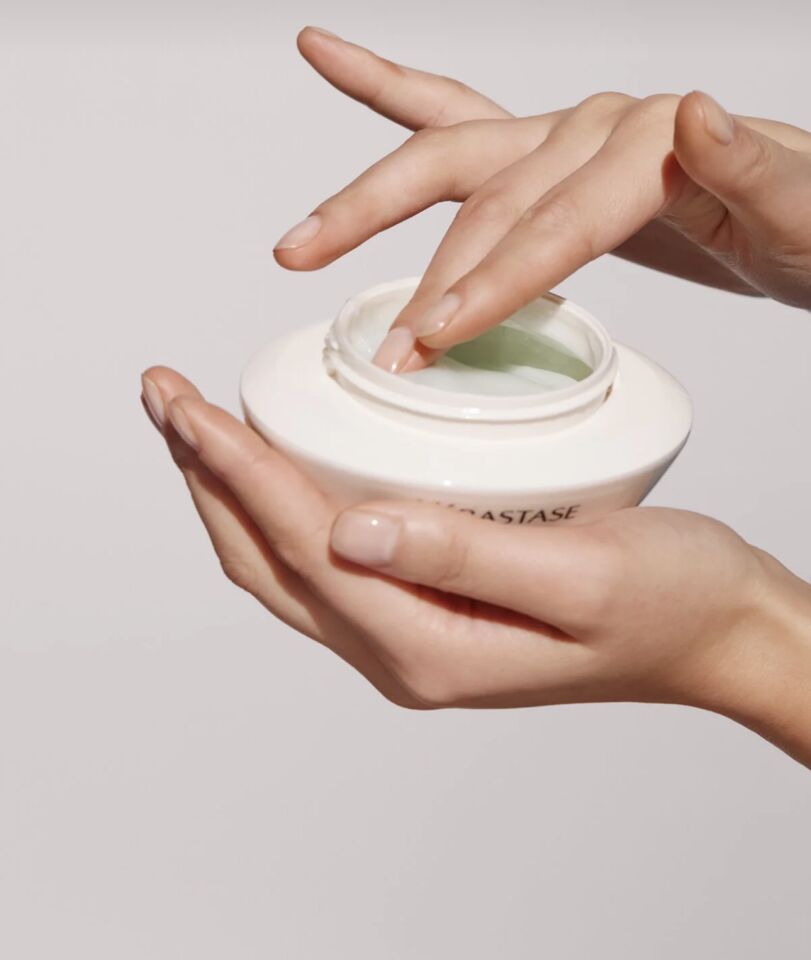 Kerastase Curl Manifesto Masque Beurre Haute Nutrition Kıvırcık Saçlar İçin Maske 200 Ml